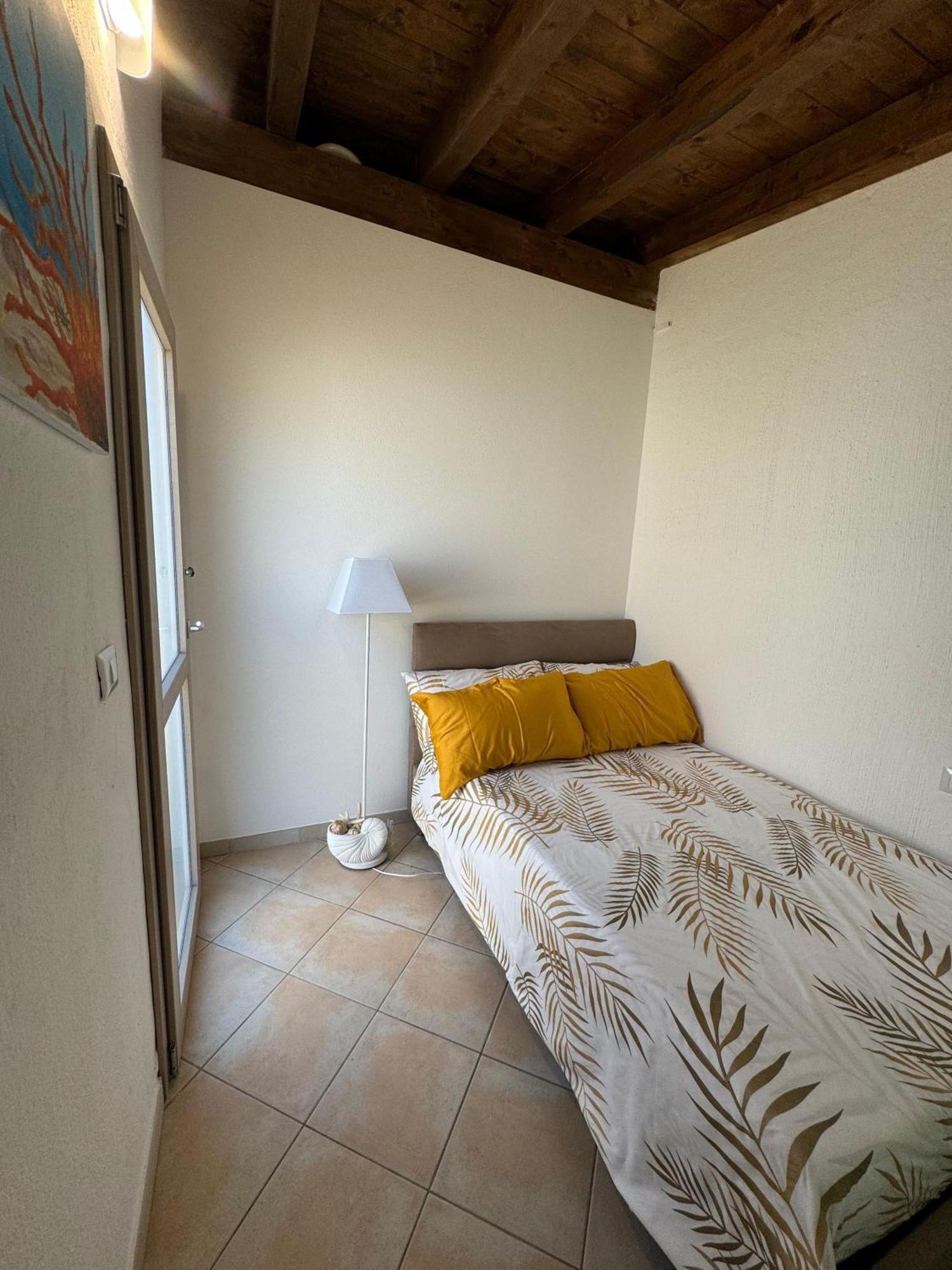 Casa Vacanze Con Piscina E Vista Mare Esclusiva Per Coppie E Famiglie, Relax E Tranquillita แตร์เตนิอา ภายนอก รูปภาพ